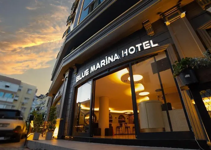 Blue Marina & Hotel 3*