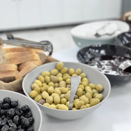 Blue Marina & Hotel 3*